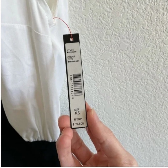 Alice + Olivia Employed Arden Collared Bodysuit Woman’s Size Small - Picture 2 of 3